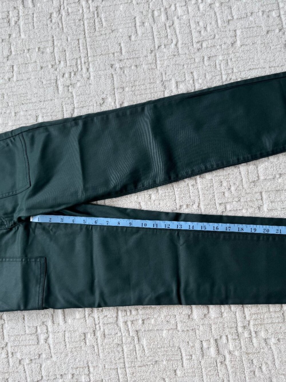 KUT from the Kloth Reese Coated Ankle Straight Pants Forest Green 4 NWT - Picture 4 of 16
